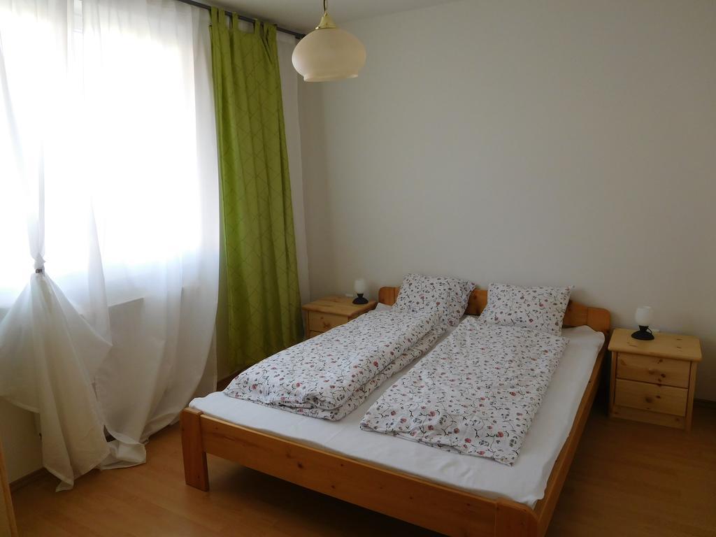 Jade Apartment Hegykő Eksteriør bilde