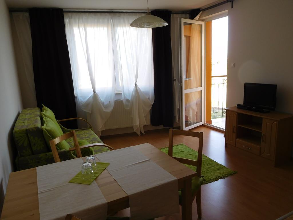 Jade Apartment Hegykő Eksteriør bilde